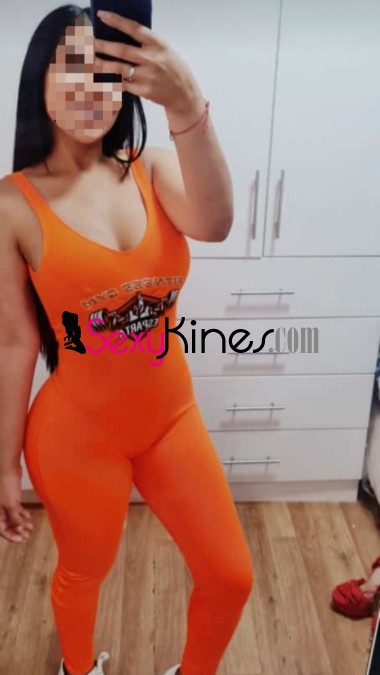 Hermosa dama, llena de sensualidad y ternura.